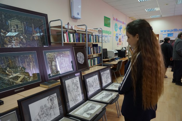 Югорские археологи в День знаний представили два музея для Салыма 