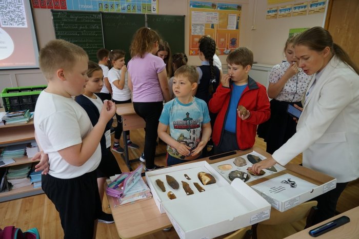 Югорские археологи провели уроки для школьников Салыма 