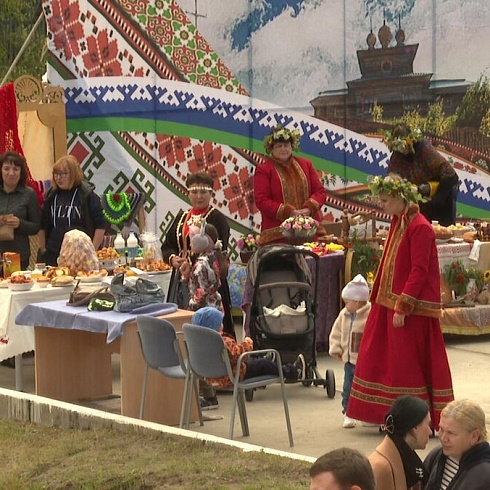 Площадка «Сǝм мŷв» («Сердце земли») 