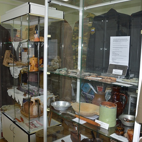 Краеведческий музей «Истоки» Пойковской школы № 1 