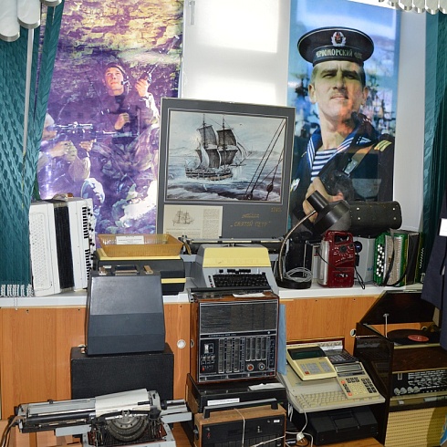 Краеведческий музей «Истоки» Пойковской школы № 1 