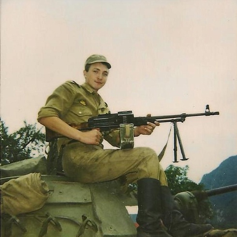 Мемориальная плита в Куть-Яхе. Алексей Александрович Кузин