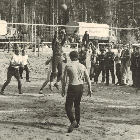 Почему у Пойковского нет «нефтяного» лица? 