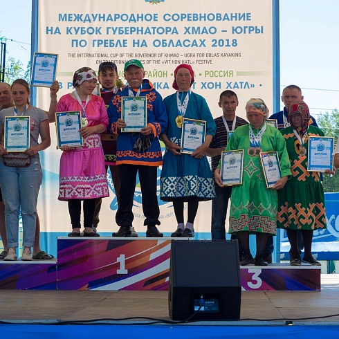 XVI Международные соревнования на Кубок губернатора Югры но гребле на обласах