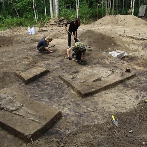 Ансамбль «Священная кедровая роща» 