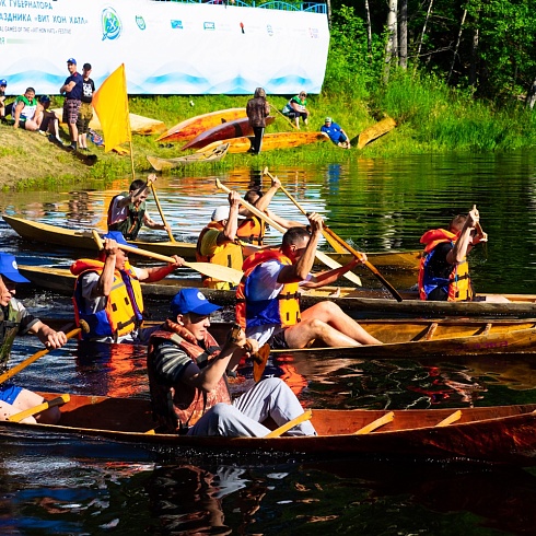 XVII Международные соревнования на Кубок губернатора Югры но гребле на обласах