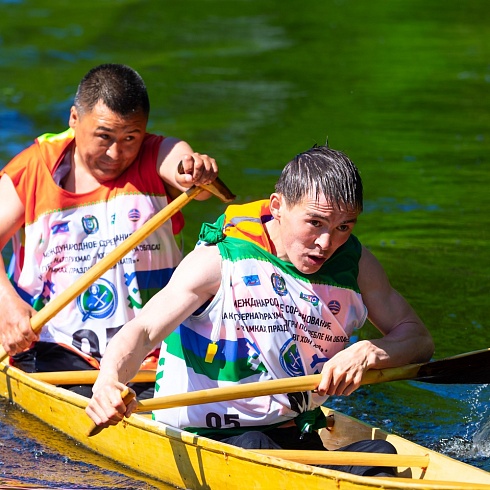 XVII Международные соревнования на Кубок губернатора Югры но гребле на обласах